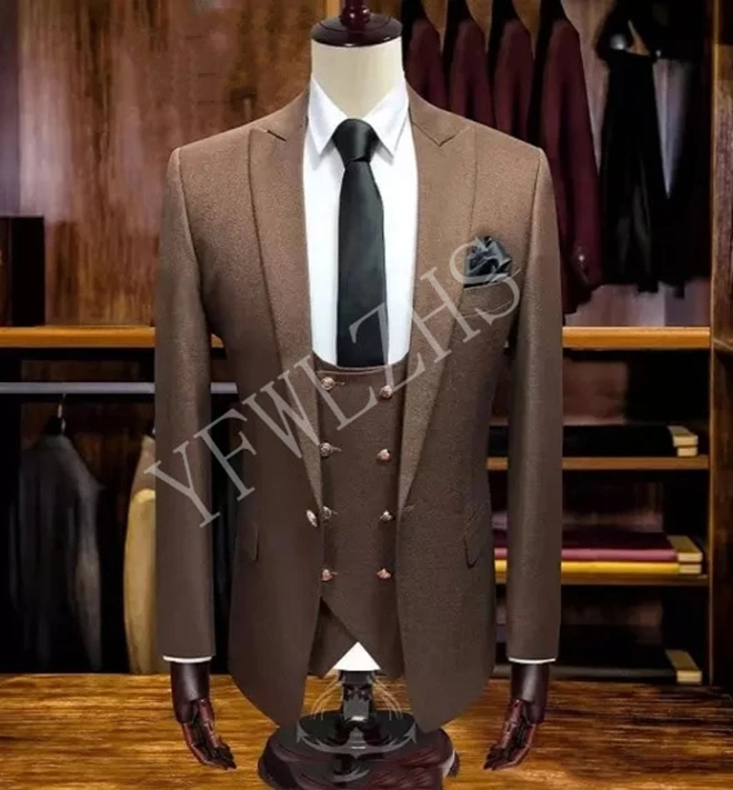 

Handsome Groomsmen Peak Lapel Groom Tuxedos Mens Wedding Dress Man Jacket Blazer Prom Dinner (Jacket+Pants+Tie+Vest) A042