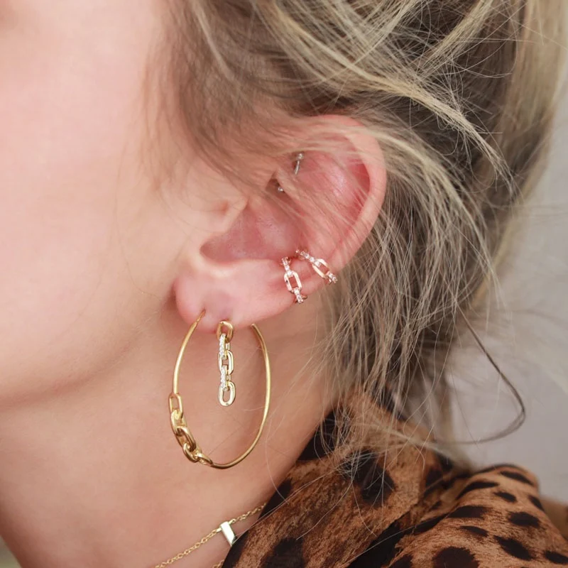 

Chains chain C-shaped large circle HOOP Earrings exotic style exaggerates European and American summer vacation wind Earrings