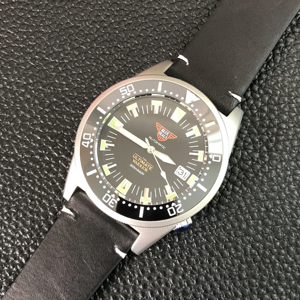 STEELDIVE 1979s сапфировые часы Автоматические Мужские C3 светящийся светильник 200 м водонепроницаемые часы для дайвинга Мужские механические часы NH35 часы - Цвет: Black leather