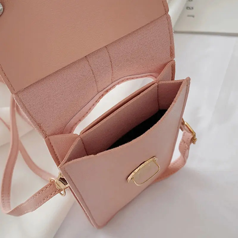 5AE04457952E6398771FB536E5982114