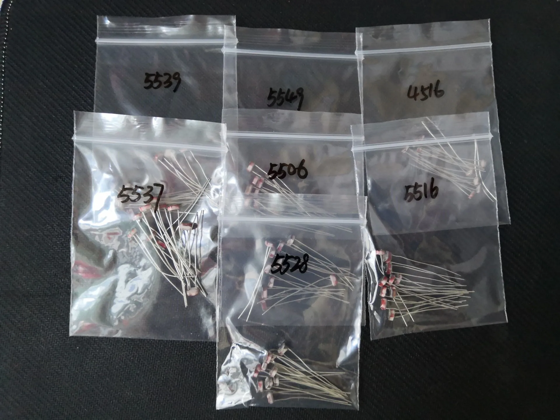 7kinds*10pcs=70pcs Gl5506 Gl5516 Gl5528 Gl5537gl5539 Gl5549 Mg45/4516 ...