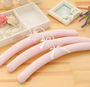 

Top Grade Pink Blue Stripe Padded Satin Hanger for Dress and Clothes (10 Pieces/Lot)