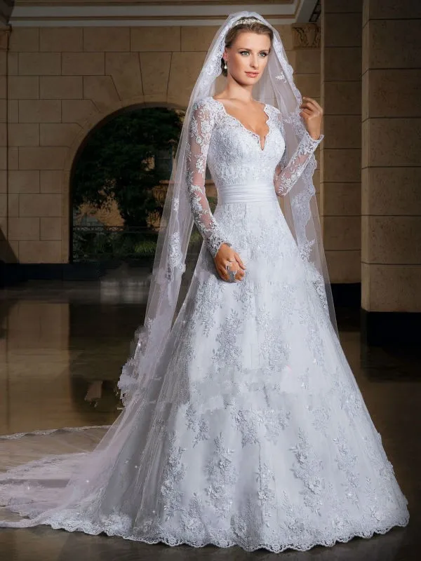

Romantic Winter Long Sleeve Wedding Dress White Custom Made Court Train Appliques Bride Cheap Wedding Gown 2014 Gown For Bridal