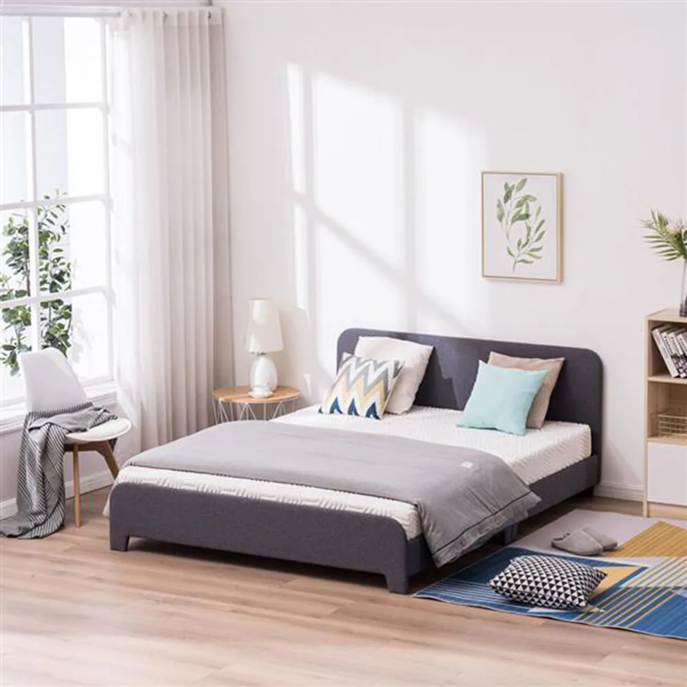 

Soft Bed with Curved Corners and No Decoration at the End of Bed Linen Dark Gray Queen