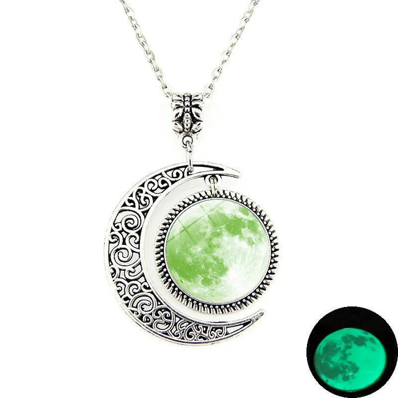 Simple Glass Dome Alloy Glow In The Dark Necklace Luminous Star Half Moon Women Girl Fashion Jewelry Gift Accesories |