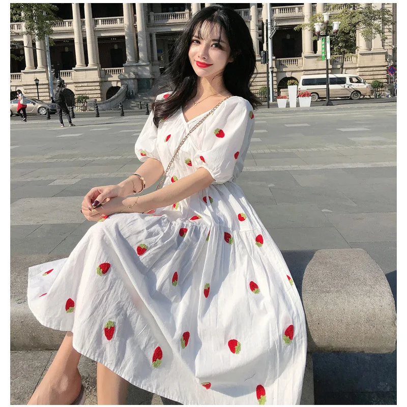 

AECU Women's Dress 2021 Strawberry Embroidery V-Neck Strawberry Dress Half Sleeve Party Mid-Length Dress Summer Dress
