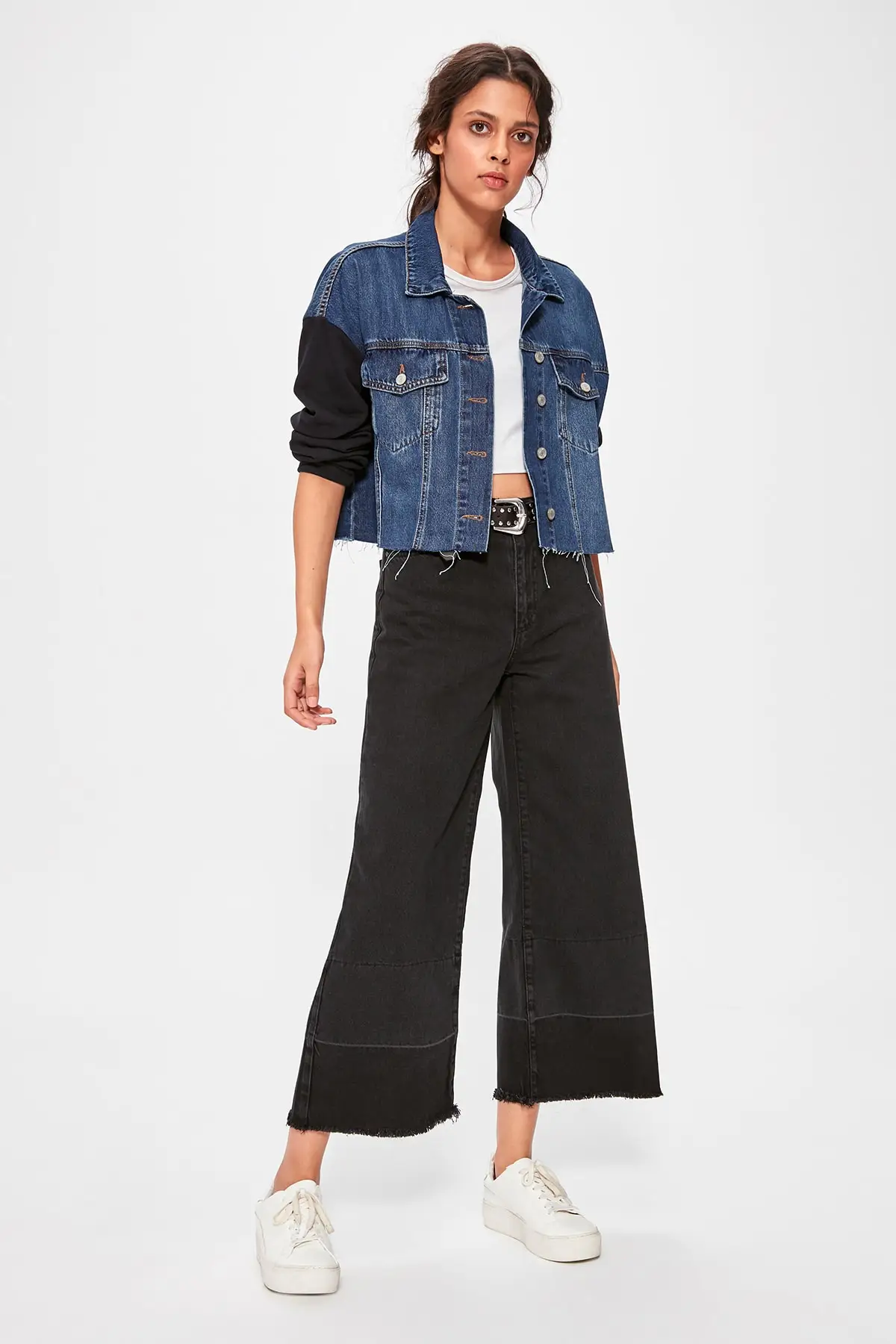 

Trendyol Black Pettitoes With Color Block High Bel Wide Leg Jeans TWOAW20JE0201