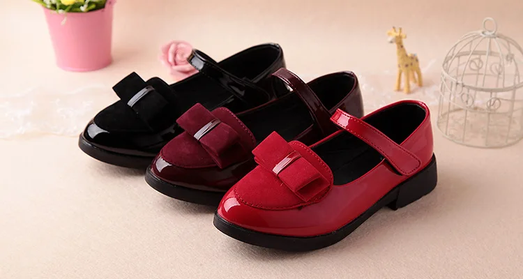 Fashion Casual Soft Leather Girls Baby Sandals Breathable Pure Color Simple Flat Non-Slip Outdoor Kids Leisure Childrens Sandals