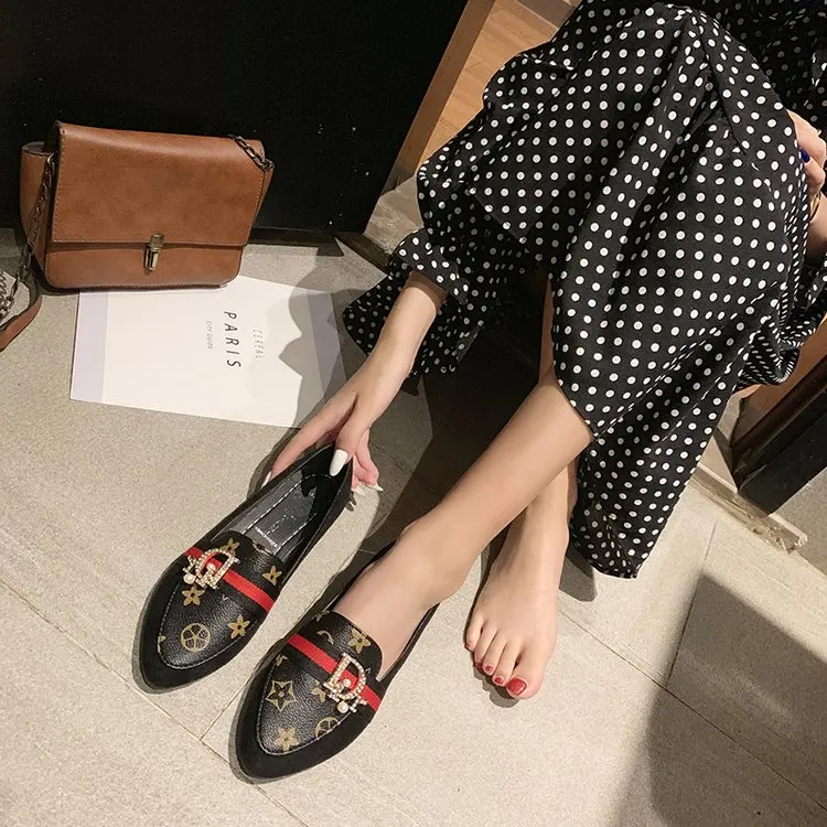 Модная женская обувь на каблуке; женские туфли-лодочки; роскошные черные туфли на низком каблуке; обувь на День Валентина; женская обувь с острым носком; chaussure femme