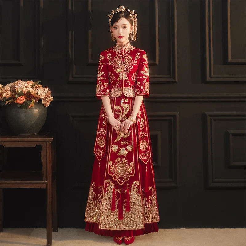 

Exquisite Embroidery Bride Wedding Dress Vintage Cheongsam Chinese Style Marriage Suit Elegant Bride Costume Toast Clothing