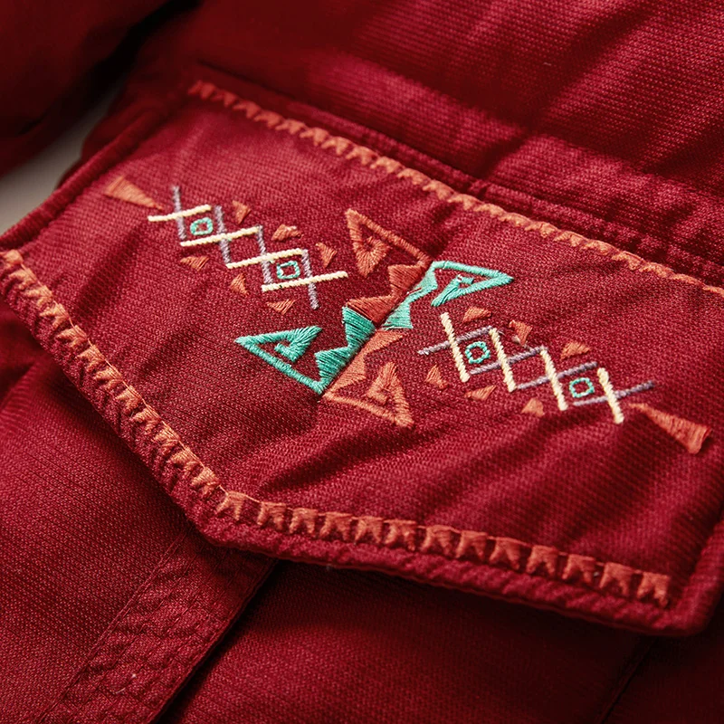 ARTKA зимнее Новое Женское винтажное пальто с вышивкой, 90% белый утиный пух, Воротник из меха енота, с капюшоном, плотное свободное пуховое пальто ZK10492D