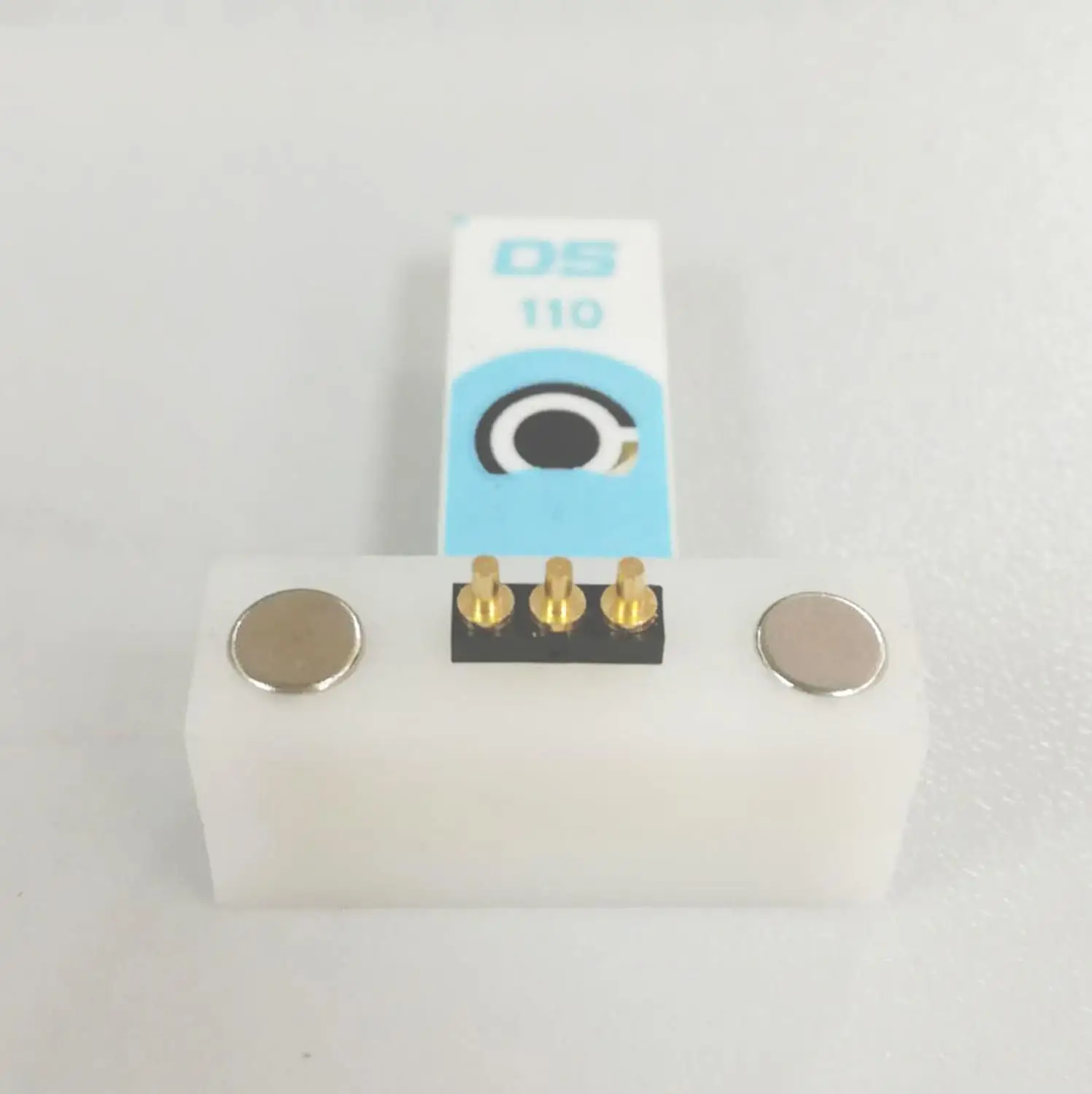 

Screen printed electrode joint Electrochemical three electrode connector, electrode connector