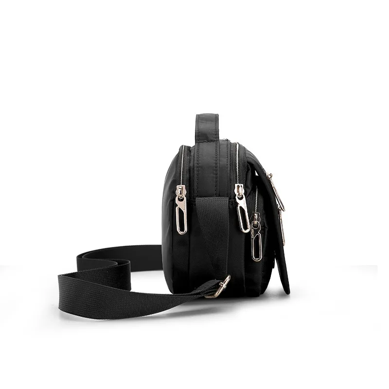 

Trend Men Shoulder Bag Portable Large Capacity Shoulder Bag Simple Street Handbag Waterproof Nylon Bag