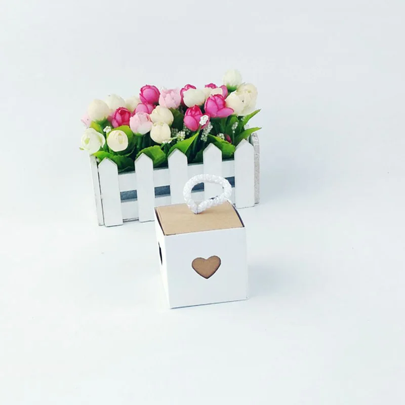 

50x Heart Love Rustic Sweet Laser Cut Candy Gift Box Wedding Party Favour Ropes