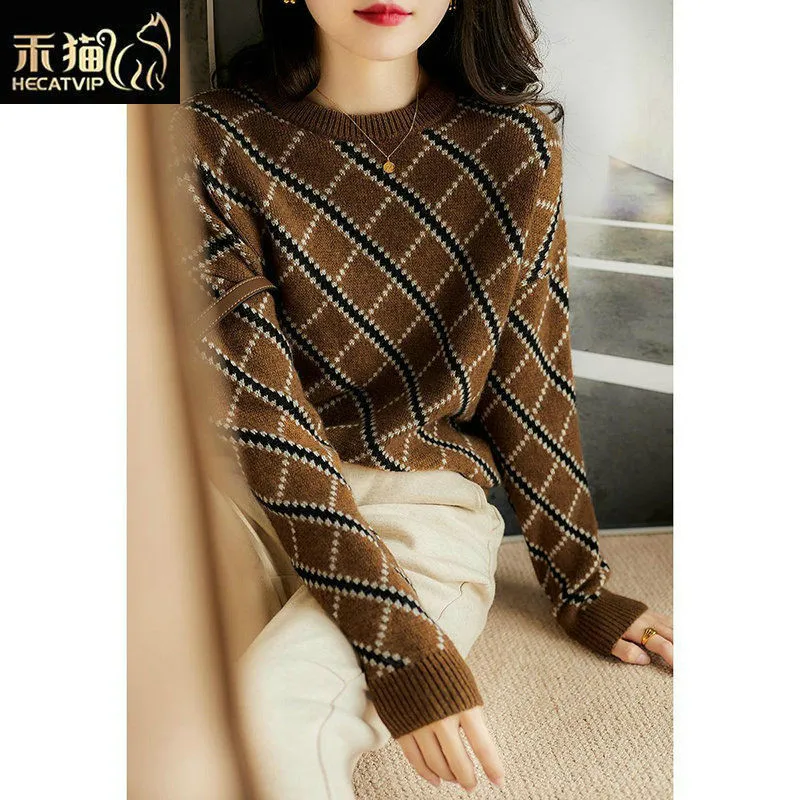 

Long-sleeved round neck foreign style diamond plaid wool-like couple sweater 2020 winter New knitted top