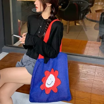

Casual Knitted Large Capacity Tote Women Shoulder Bags Cute Sunflower Pattern Handbags Wool Messenger Bag Lady Shopper Bags 2020