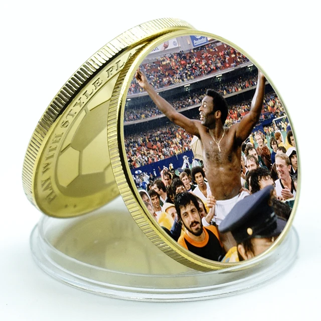 The King of Football Pele Gold Plated Commemorative Coin Set with Coin Holder Football Challenge Coins Souvenir Gift style 2