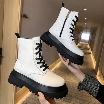 online 2020 Branco Preto Cor Macia Couro Do Plutônio Botas De Tornozelo Mulheres Plataforma Da Motocicleta Botas Femininas Outono Sapatos Mulher Goth Botas Curtas