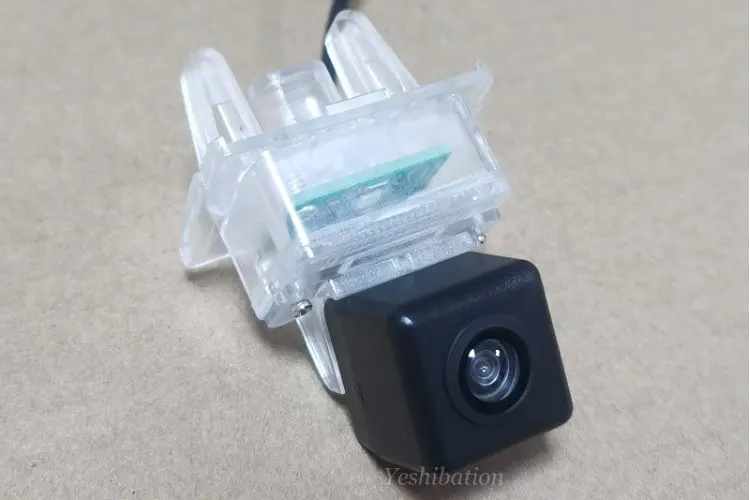 1013-B8-Benz MB C Class W204 2012