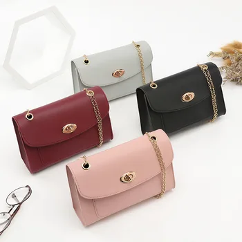 

Korean version of the cover type bow tie lock shoulder chain small square bag 2020 summer new product Messenger bag