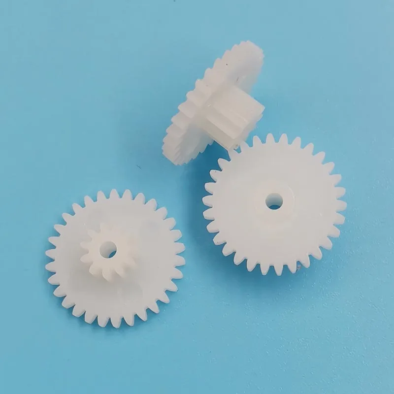 Plastic POM Gear 30082B 0.5M Diameter 16mm 30 Teeth 8 Teeth Double Layer Gear 2.05mm Hole DIY Toy Parts Accessories 30082A Motor Gear Transmission Gear