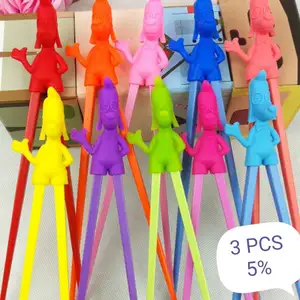 1 пара Палочки китайские для суши ребенка дети мультфильм Еда Щупы для мангала легко Применение Fun обучения Обучение Helper Миски детские ужин игры Кухня инструменты - изображение