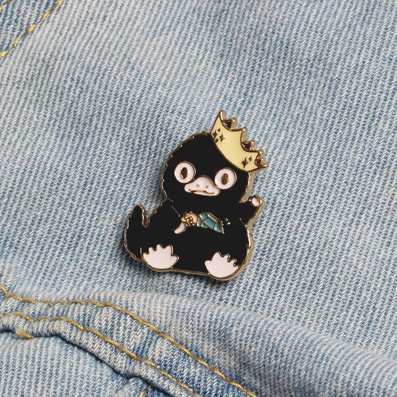 

Ins Korean Cartoon Crown Black Duckling Brooches for Women Cute Animal Metal Badge Jewelry Enamel Pin Backpack Bts Accessories