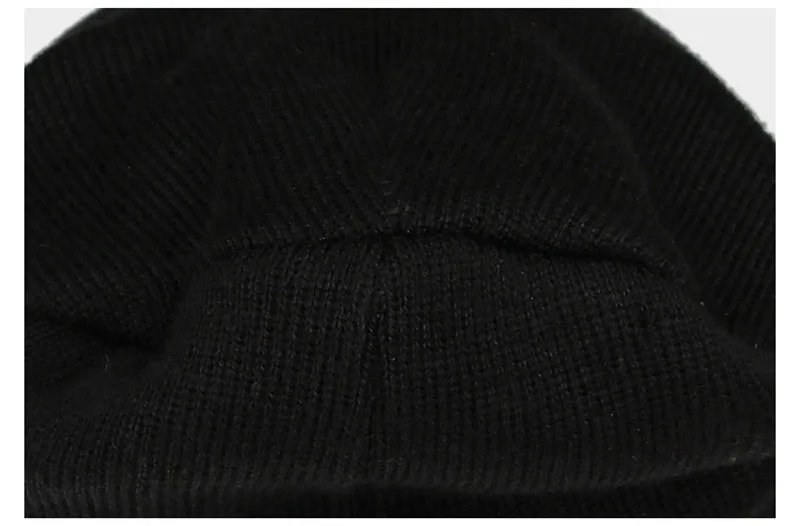 Fashion Acrylic Plus Velvet Cold Protection Knitted Hat Skullies& Beanies Windproof Riding Outdoor Sport Women's Winter Hat