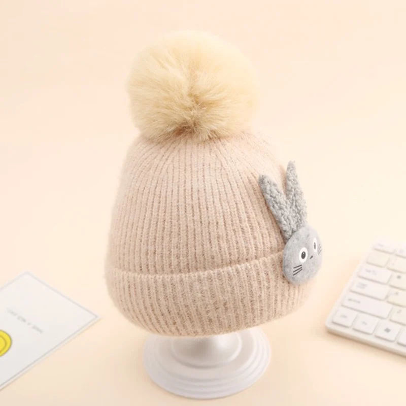 Beige Новая детская трикотажная шапка, модная осенне-зимняя верхняя одежда для мальчиков и девочек, ветрозащитная шапка с помпонами для малышей, милая теплая шерстяная шапка TG0171 - Цвет: Beige