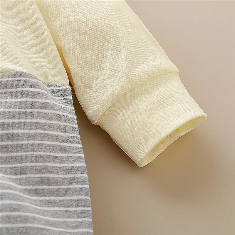 11706936989_1829045264