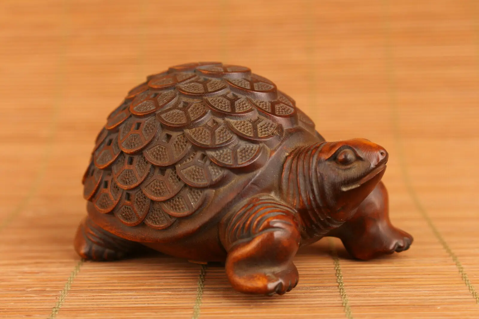 

chinese fortune boxwood hand carved money turtle statue netsuke