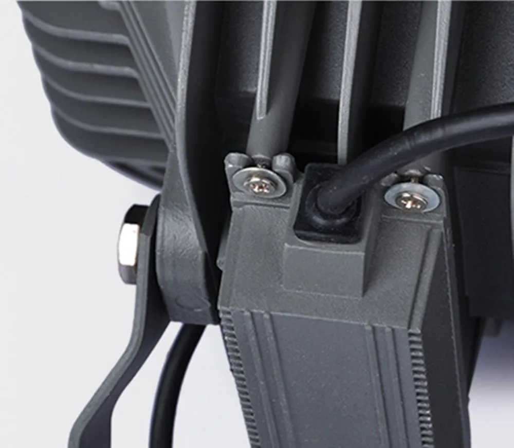 Рисунок 6 - светодиодная туннельная лампа IP65