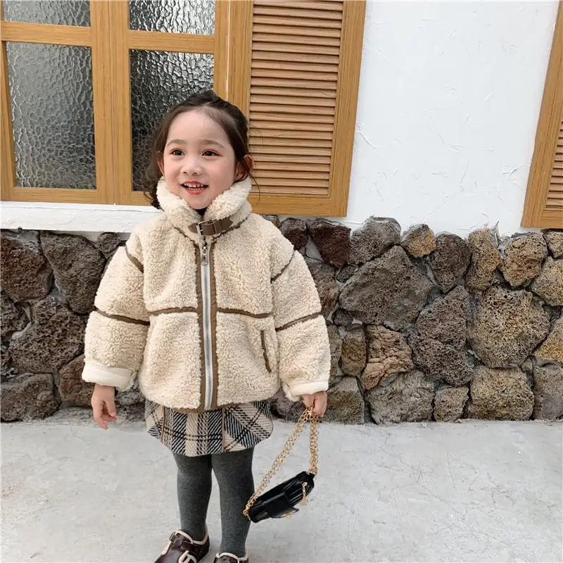 Г. Новое поступление, зимнее утепленное и теплое кожаное пальто с мехом в Корейском стиле для милых маленьких девочек и мальчиков - Цвет: Бежевый