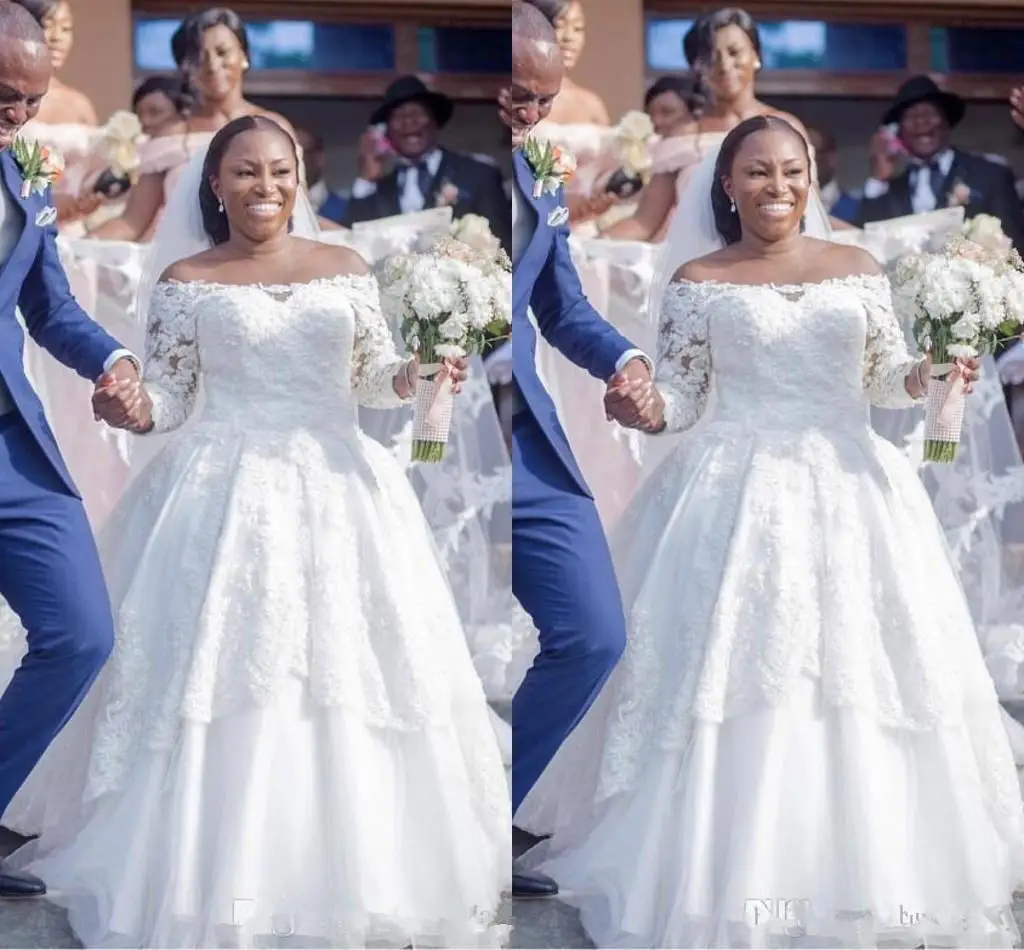 

Винтажное Кружевное белое свадебное платье, бальное платье с длинным рукавом, женское свадебное платье с круглым вырезом, застежкой-молнией на спине, Африканский шлейф