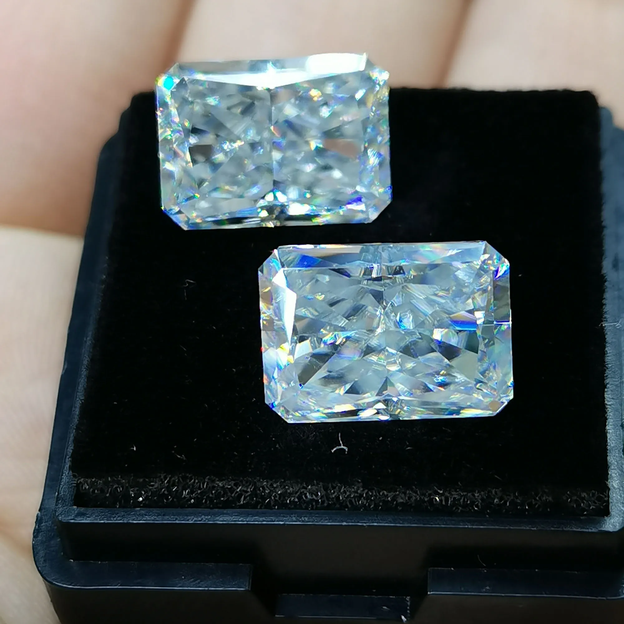 Holycome 3x5-10x14 Reddit Hot Sale Crushed Ice Hybrid Radiant  DEF VVS1 GRA Moissanite Factory Moissanite Diamond Test Positive