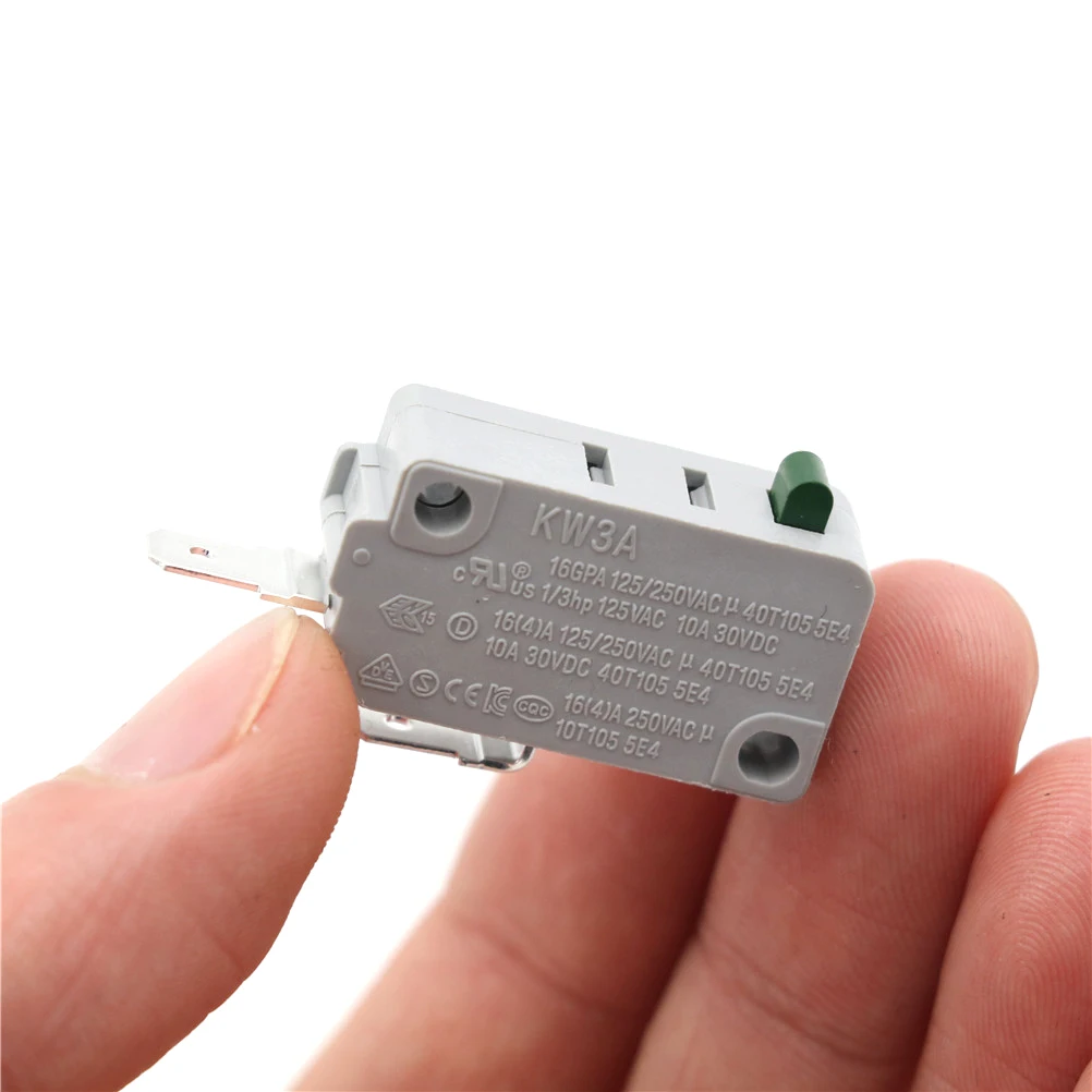 ũ ġ öƽ ũ ġ, AC KW11-3Z, 2 Ʈ Ʈ ġ, 3cm x 1.5cm x 1cm, 16A, 250V, 1 