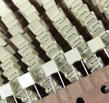 

capacitance R82 0.0033uF 63V 332J 3.3NF 63V P5MM