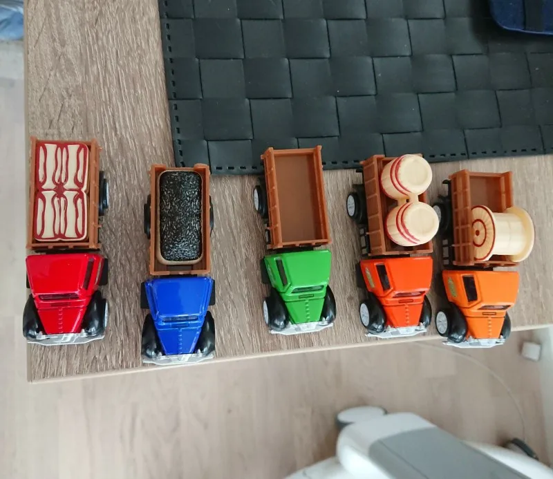 Uda9e1e5883a4468ca00595d731d4ec8bz