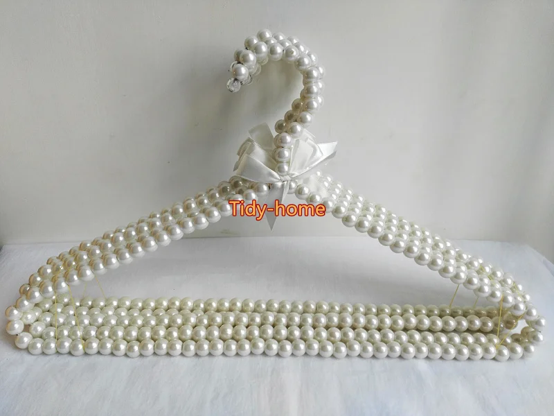 06HR002White