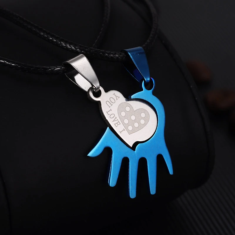 

Holding You In The Hand Titanium Steel Heart Lovers Necklace Set Creative Women Jewelry Couple Pendant Valentine's Day Memorial