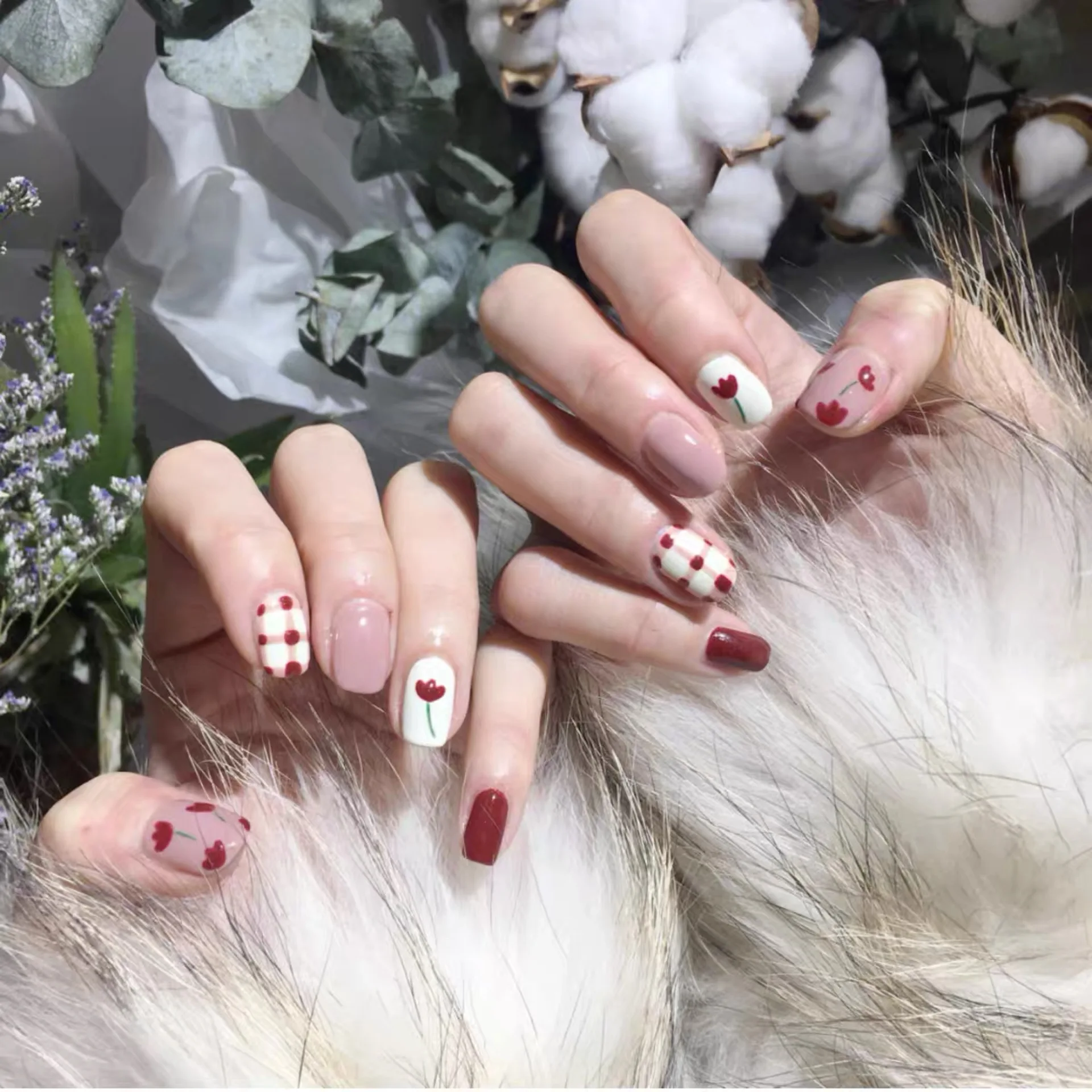 

Plaid Flower Nail Patch Fresh And Cute Nail Patch Wearable Detachable Nail Art Product BY97