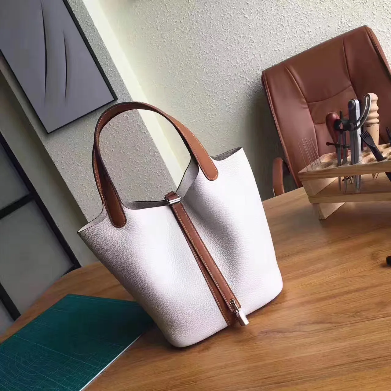 

New color matching basket, leather lady bag, litchi pattern single shoulder handbag, bucket bag, fashion in 2019