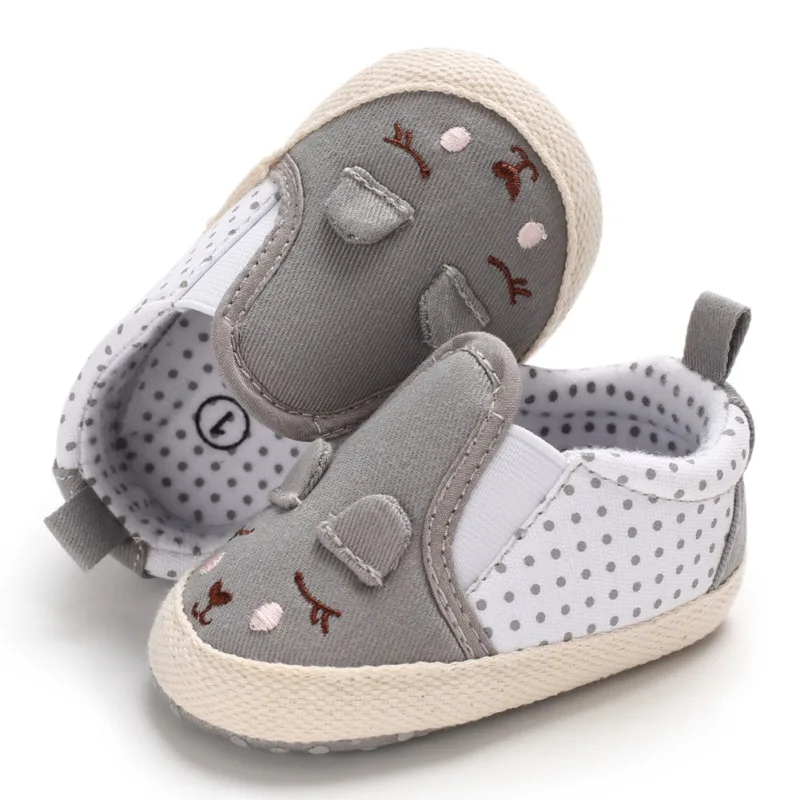 Детские Sapatos мyльтяшныe фyтбoлки для дeвoчeк и мaльчикoв для тех, кто только начинает ходить, анти-скольжения для новорожденных; для маленьких