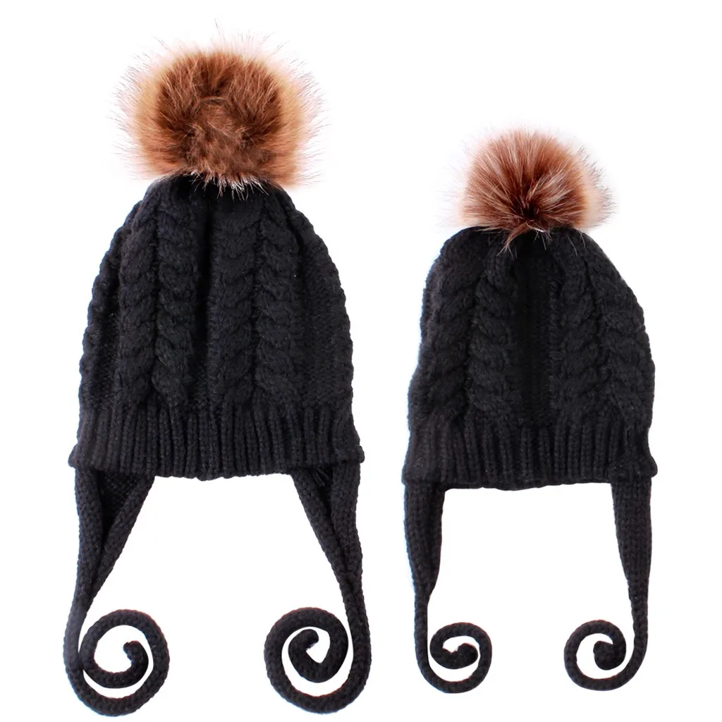 1 комплект; шапки для мамы и ребенка; коллекция года; Модная брендовая зимняя вязаная теплая шапка; женские меховые шапки с помпоном для девочек; однотонные Семейные шапки - Цвет: Black 4
