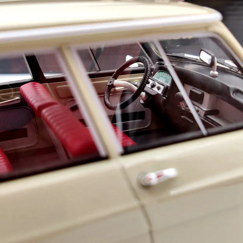 BOS 1:18 для Citroen Ami 6 Break 1967 бежевый BOS389 Ограниченная серия коллекционные модели из