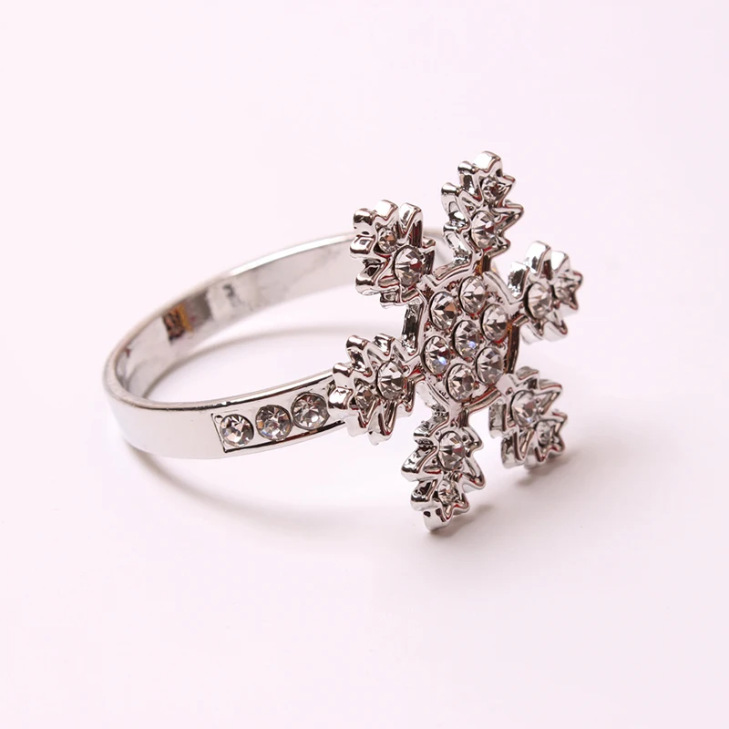 1PC 4cm Napkin Rings Hollow Out Flower For Christmas Weddings Family Gatherings Table Decor Silver Gold Napkin Holder