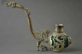 

elaborado chino antiguo coleccionable mano Artificial verde bola incrustada con herramienta de fumar de dragón de plata tibetana