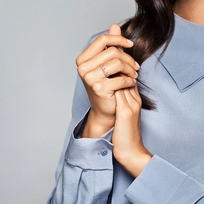 187087NPO_ABC123_MODEL_eCOM_06_RGB