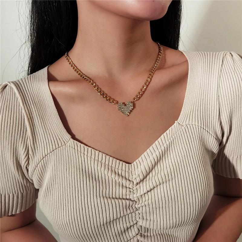 

Goth Crystal Heart Pendant Necklace Women Girl Boho Love Choker Geometry Chain Trendy Alloy Charm Jewelry