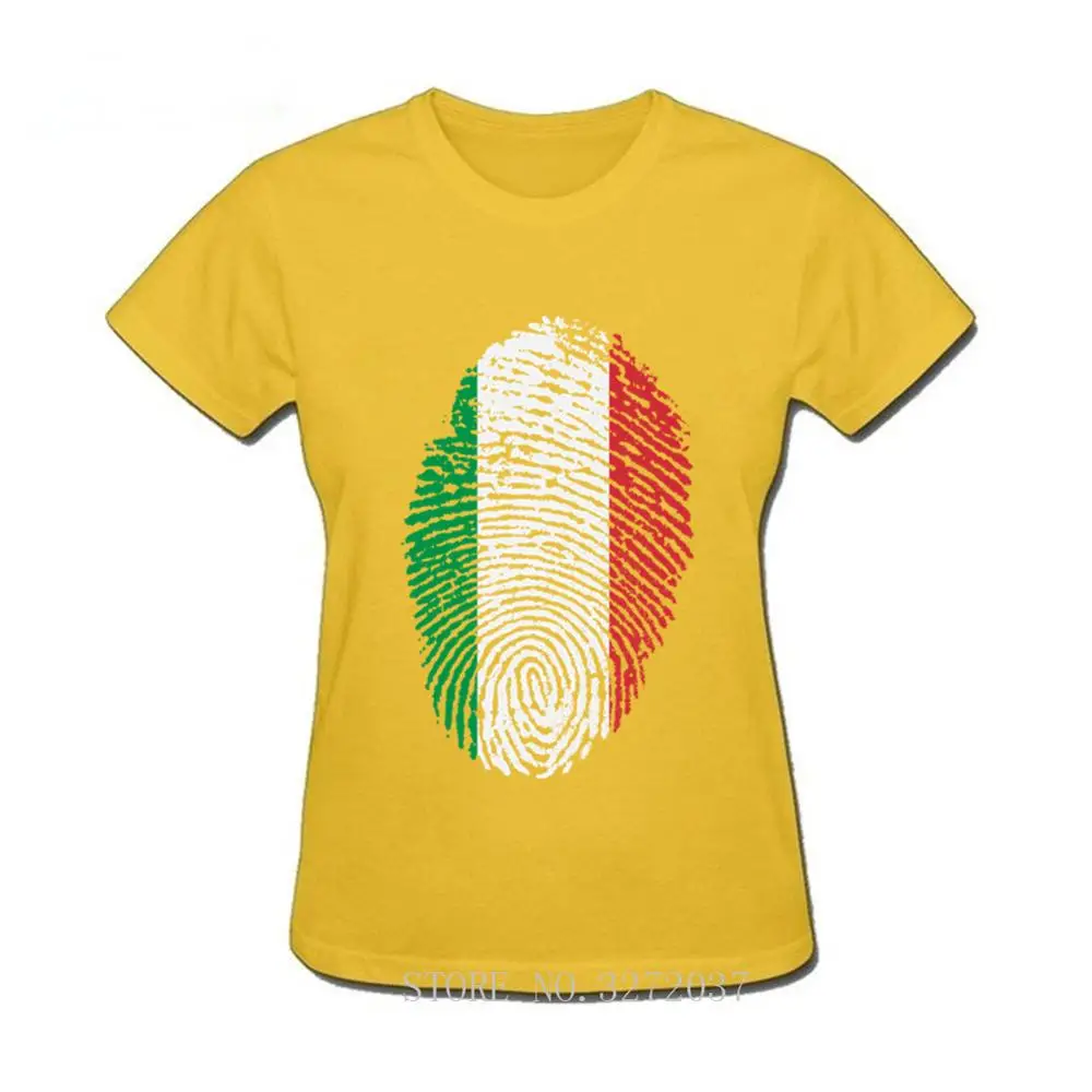 Футболка с флагом Нидерландов и отпечатком пальца женская футболка